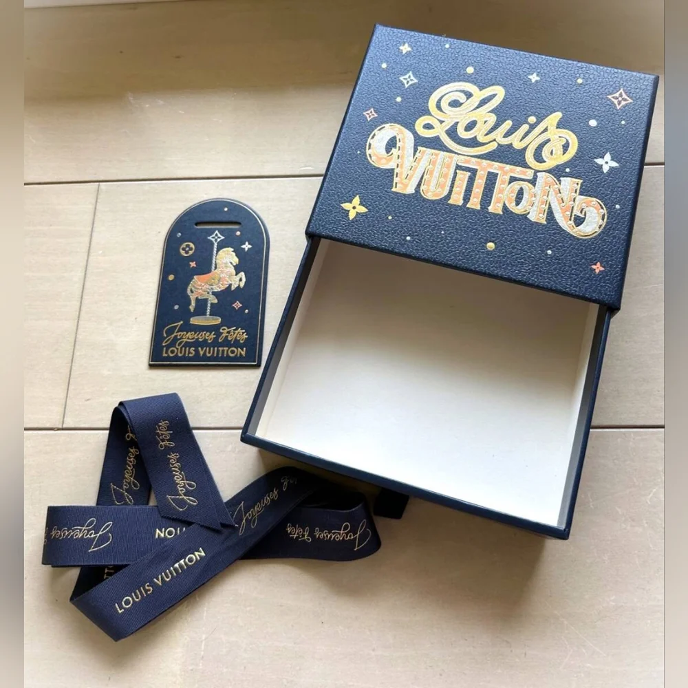 Like New Louis Vuitton 2024 Holiday Gift Box Bundle!